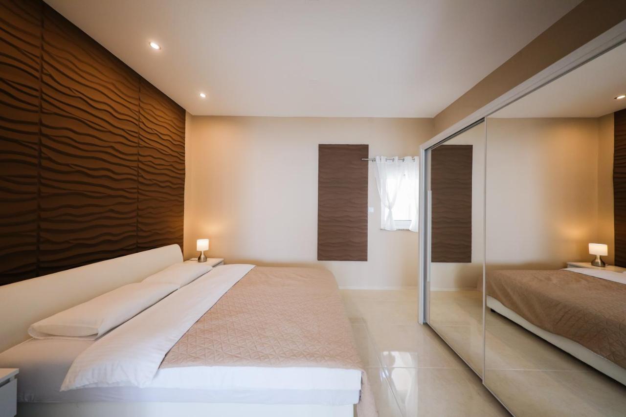 Apartments Zelic Zadar Eksteriør billede
